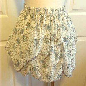 Forever 21 floral bustle skirt